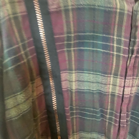 Vintage Style Flannel with Zippers - Picture 3 of 4